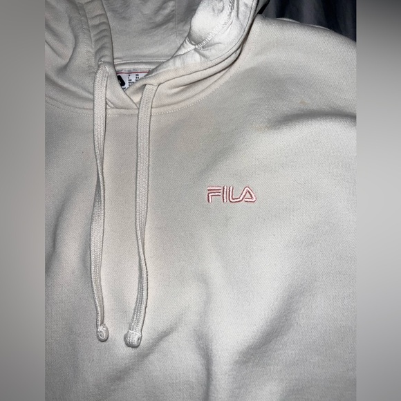 Fila Sweatshirt - Picture 1 of 4